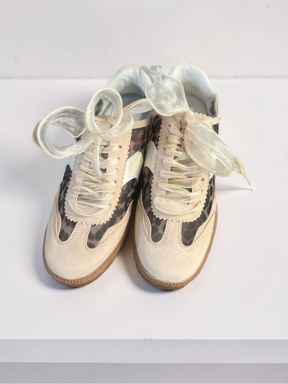 Dolce Vita Notice Sneakers In Brown Pattern - Picture 6 of 15